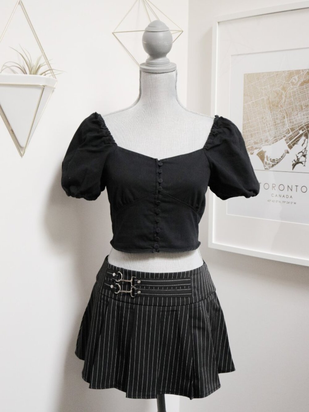 UTHMUR Black Denim Milkmaid Crop Top, Button Up Puffed Short Sleeve Tee Casual